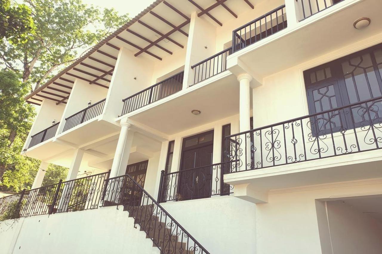 Medhani Kandy Exterior photo